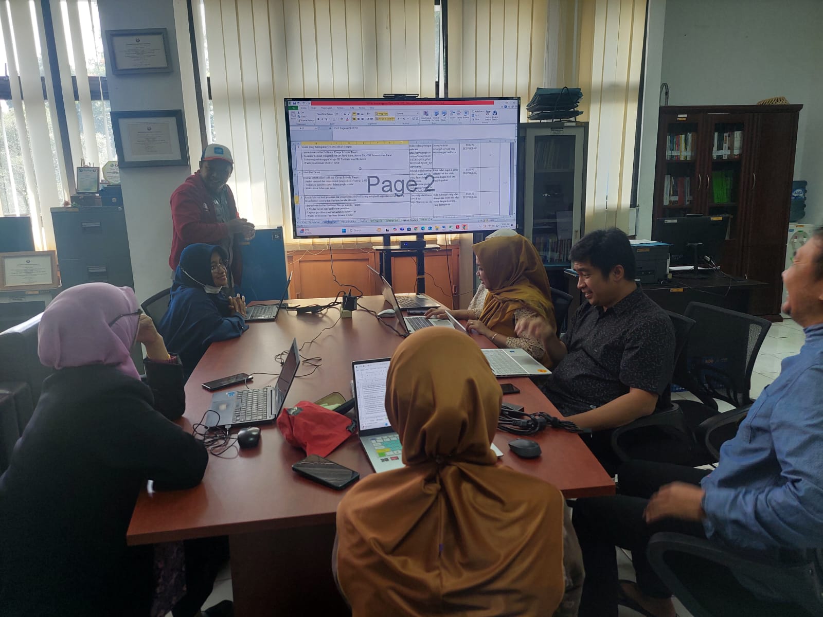 FGD Penyusunan SKP Dosen dan Tendik di Prodi PGSD Kampus UPI Cibiru